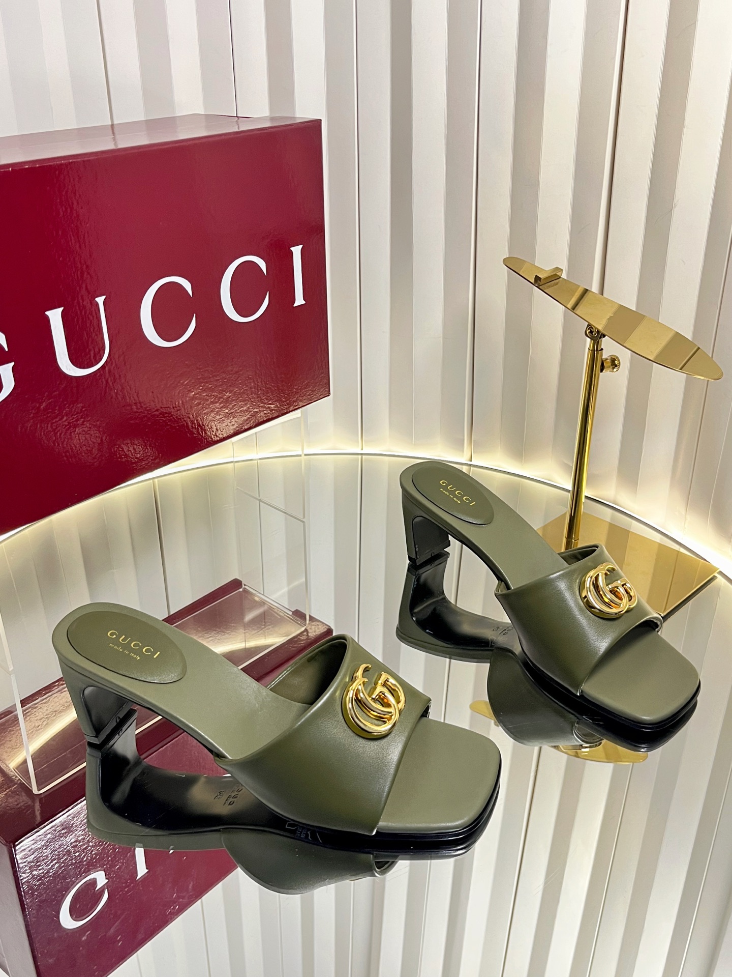 Gucci sz35-42 mnq0107